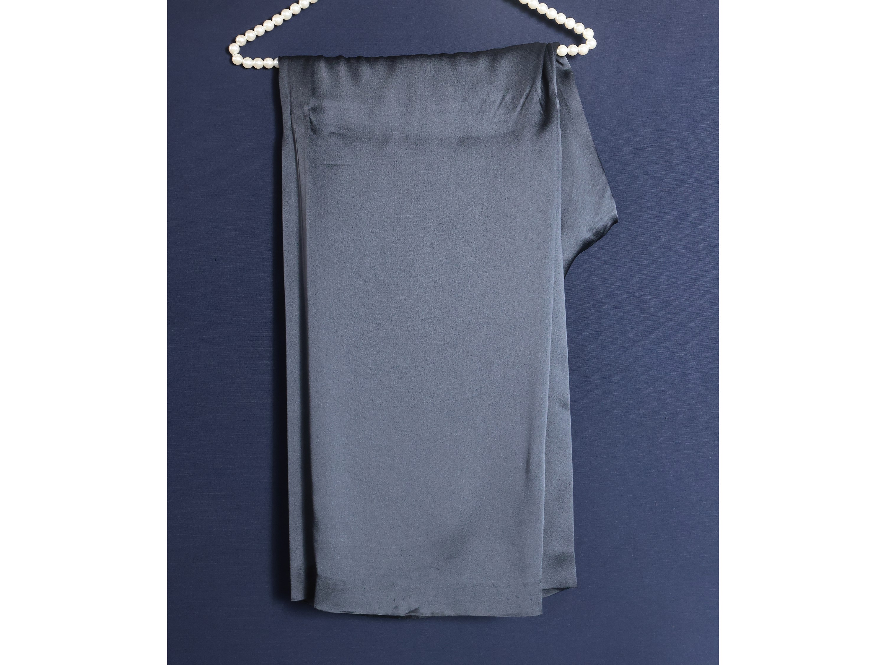 Completo in raso blu