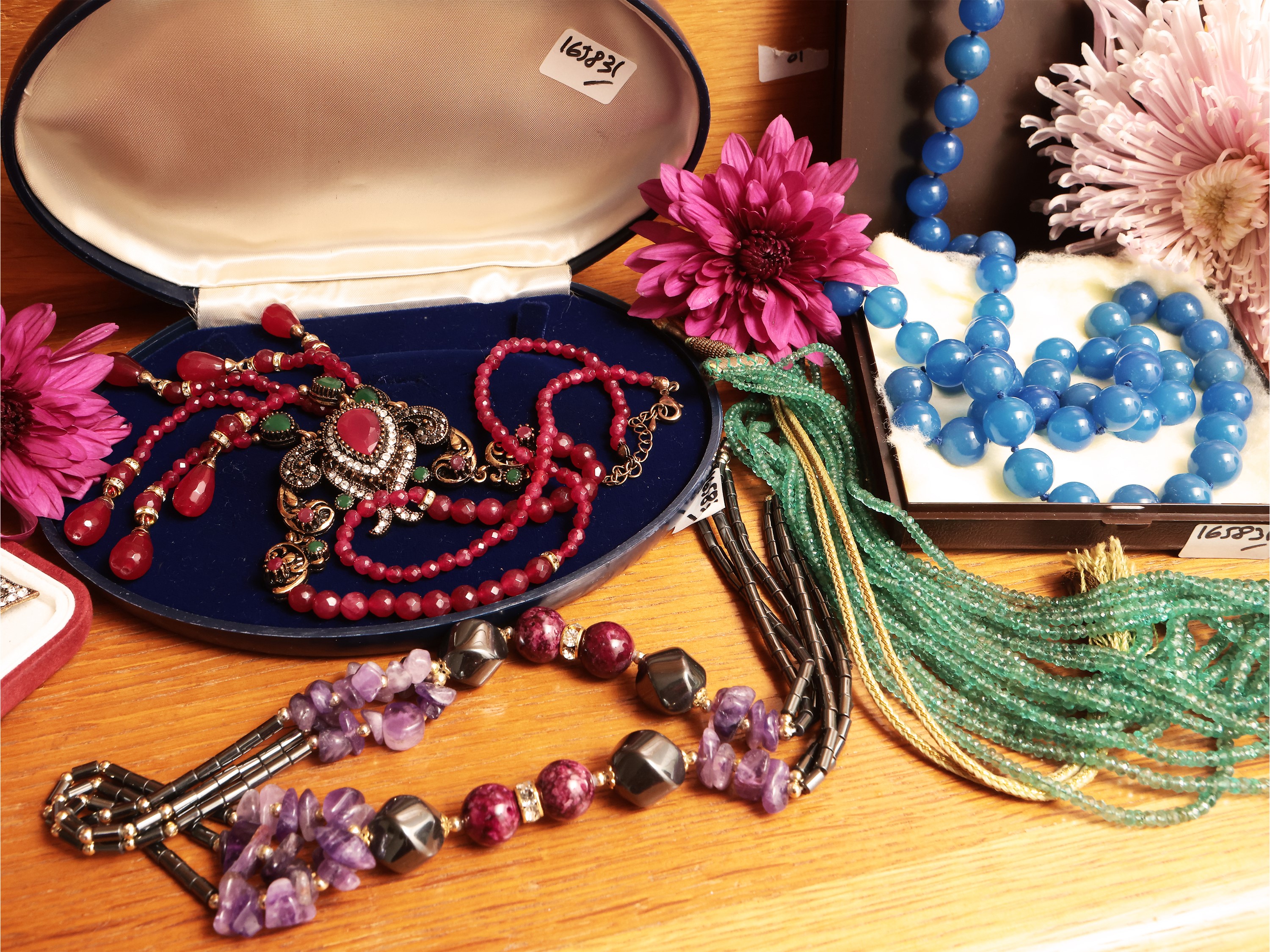 Assortimento di bijoux