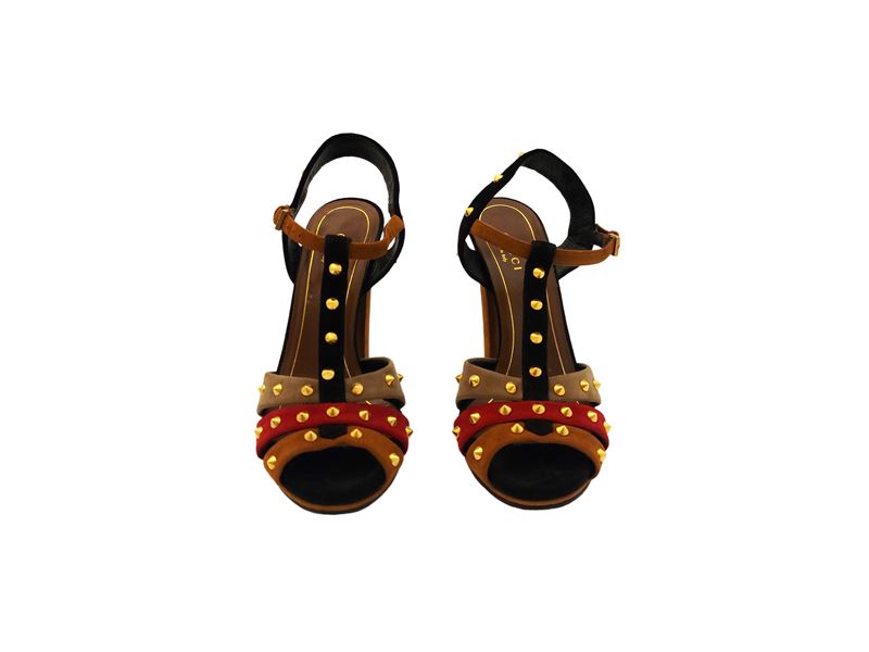 Gucci, Sandali in Suede con Borchie