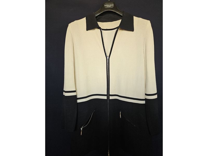 Escada, Twin set di lana in maglia