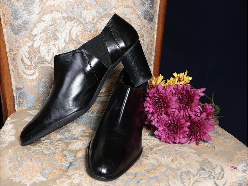 Gilardini, Scarpe in pelle nera