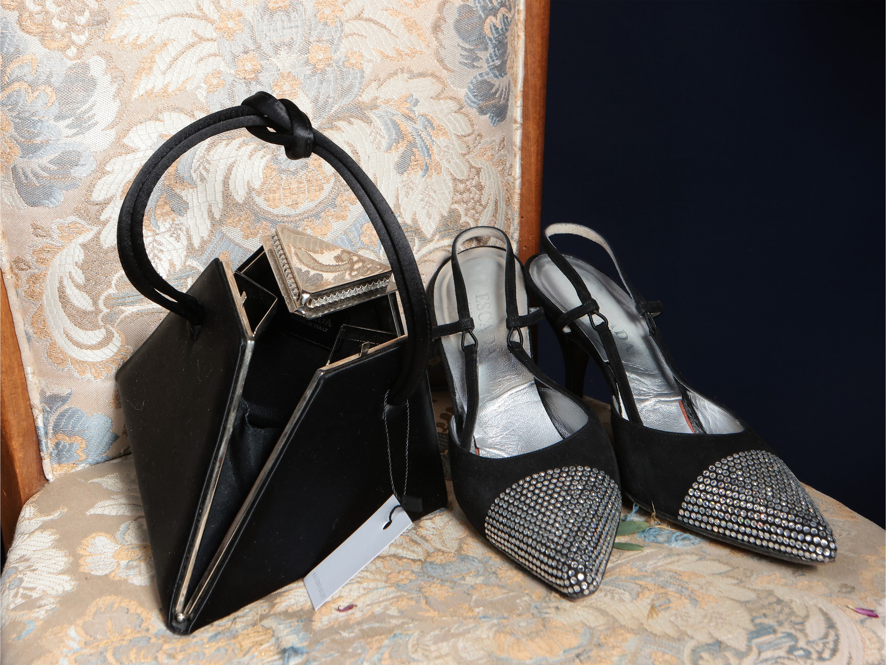 Escada, Décolleté e Borsa da sera