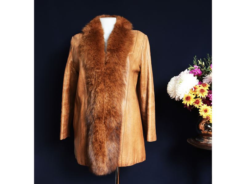 Giaccone in pelle color caramello