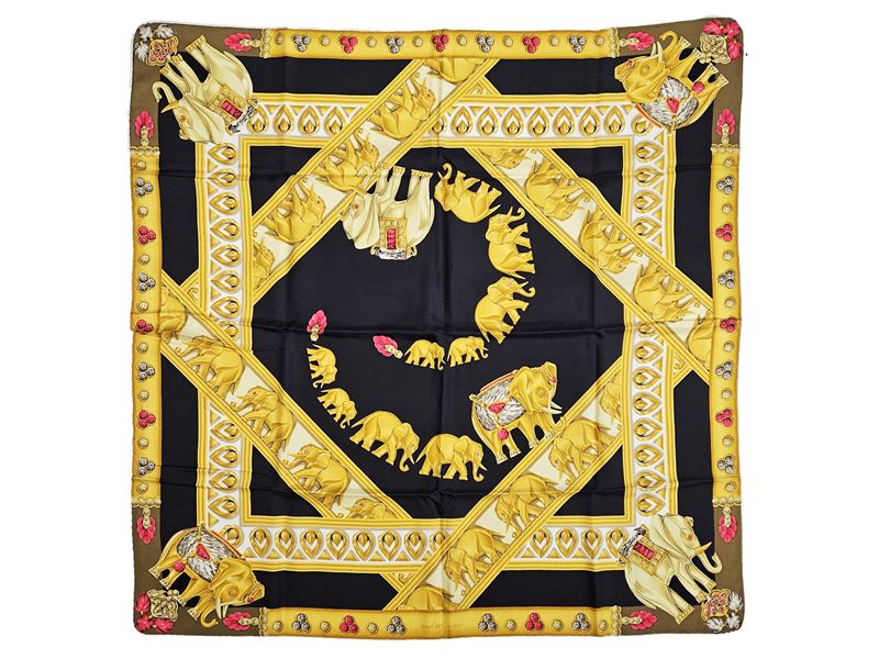 Must De Cartier/bulgari, Due Foulard in Seta