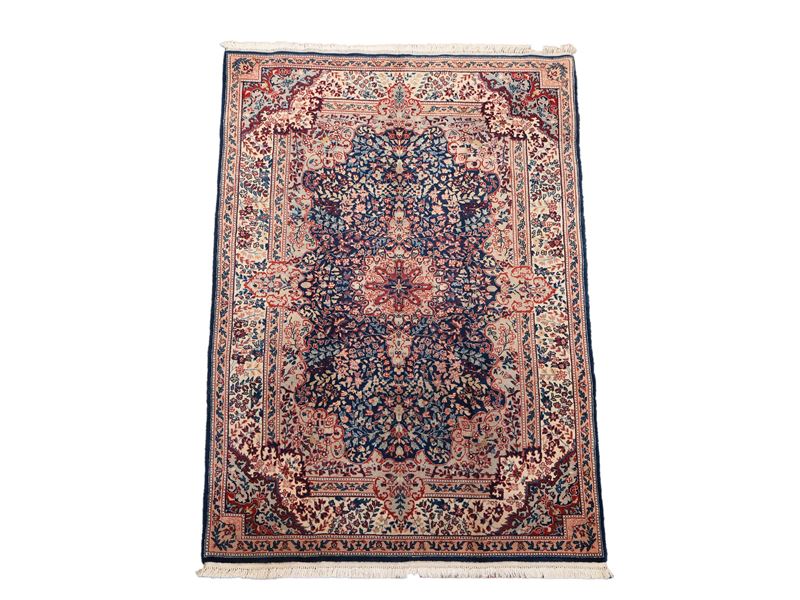 Tappeto persiano Kirman di vecchia manifattura