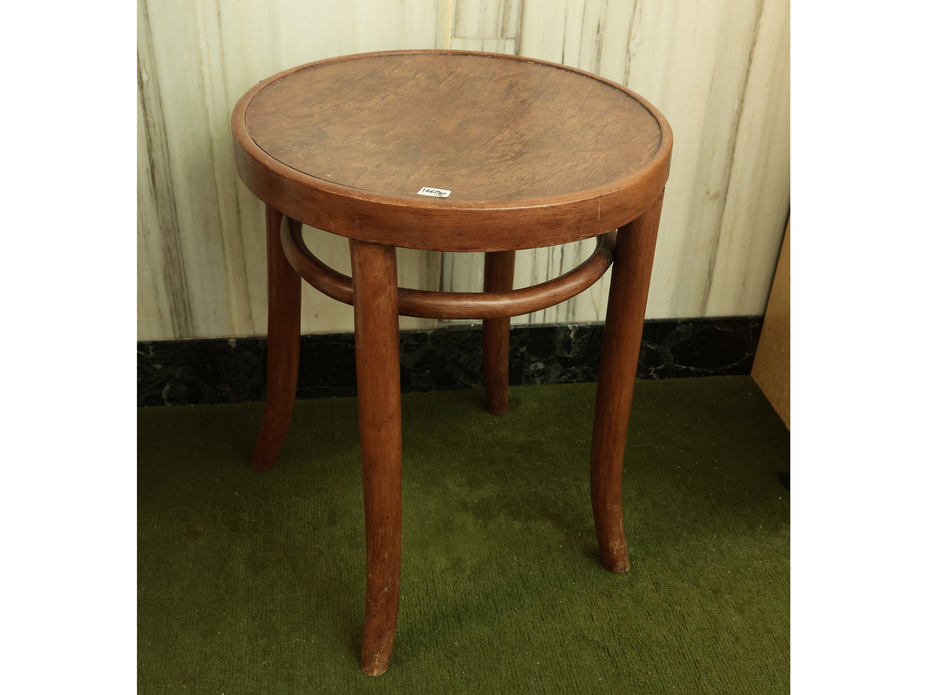 Due Complementi di Arredo