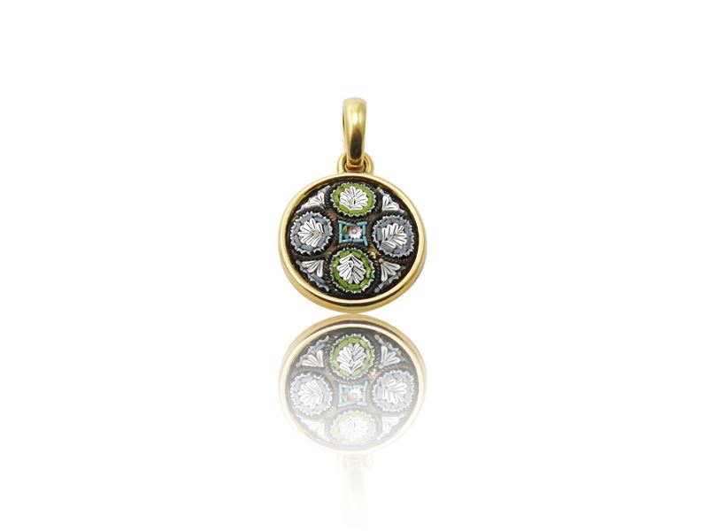 Pendente in Oro Giallo con Micromosaico