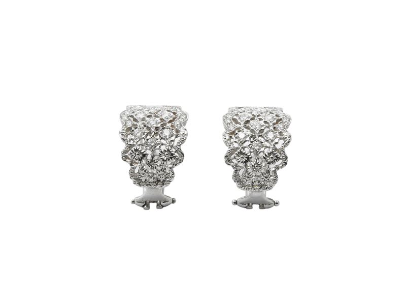 Orecchini Traforati in Oro Bianco con Diamanti
