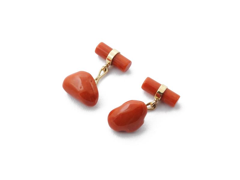 Gemelli in Oro Giallo e Corallo Rosso