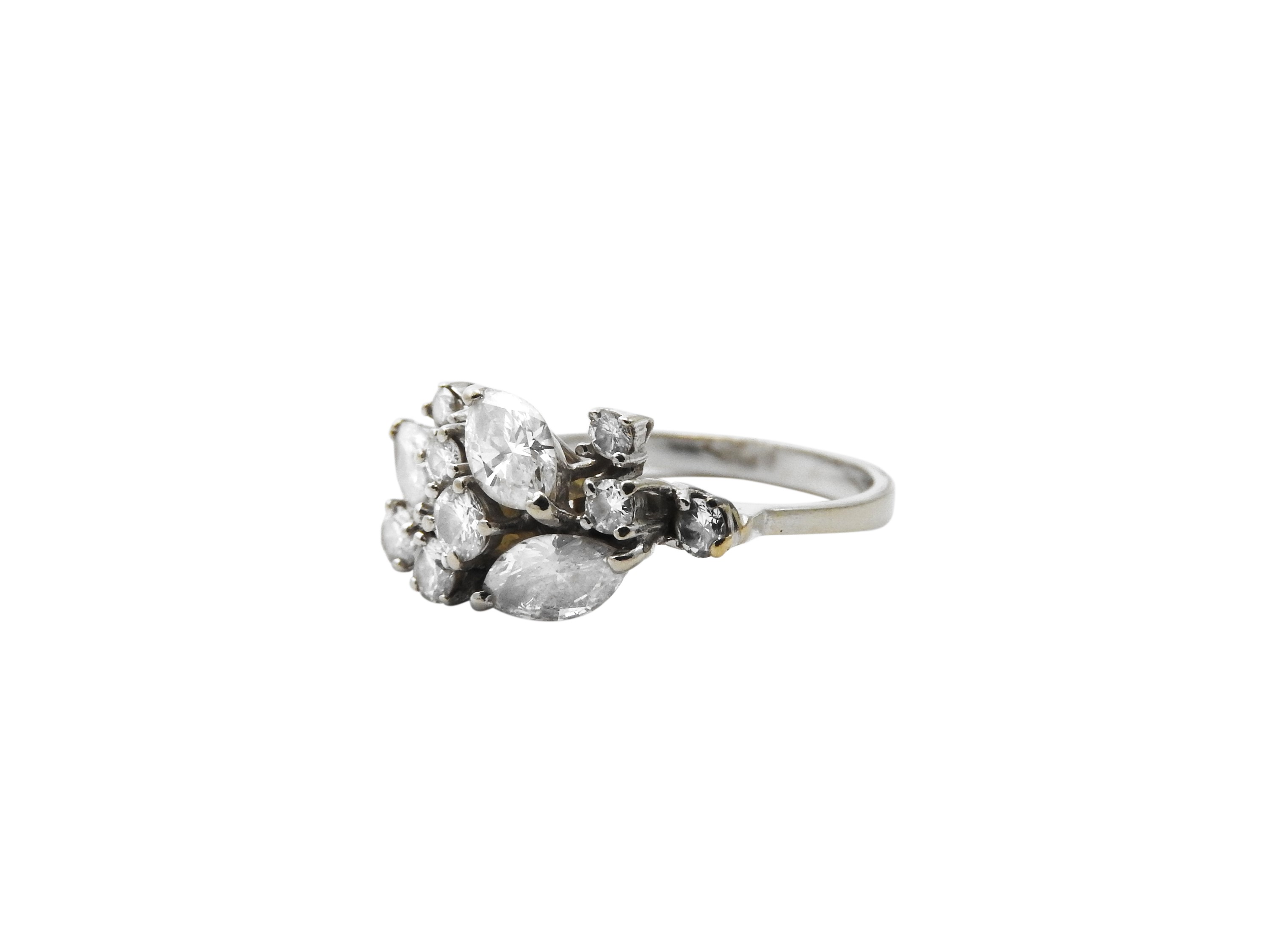 Anello in Oro Bianco con Diamanti