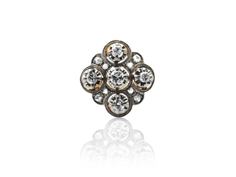 Anello in Oro Giallo e Platino con Diamanti
