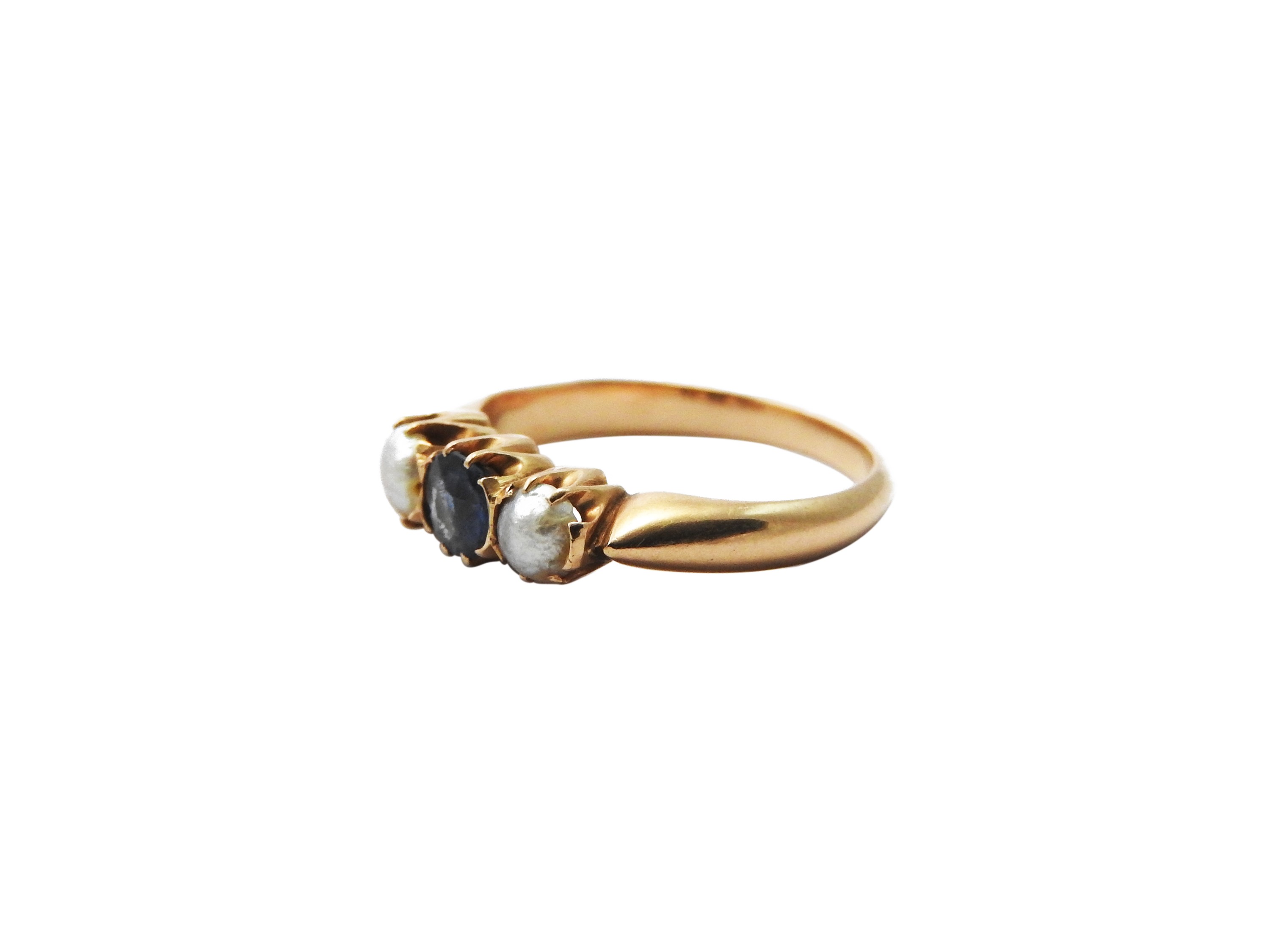 Anello in Oro Rosa con Zaffiro Sintetico e Perle