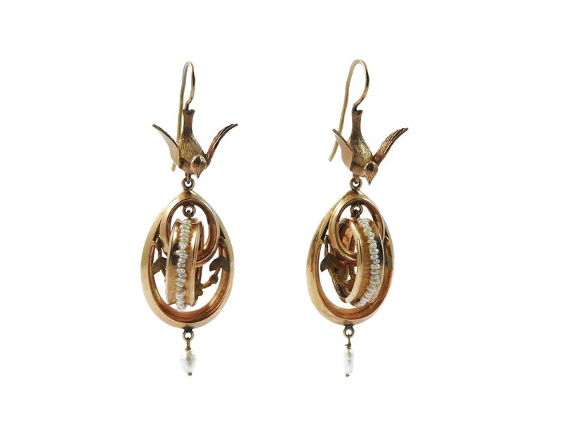 Orecchini Pendenti in Oro Rosso 500/1000 con Perle