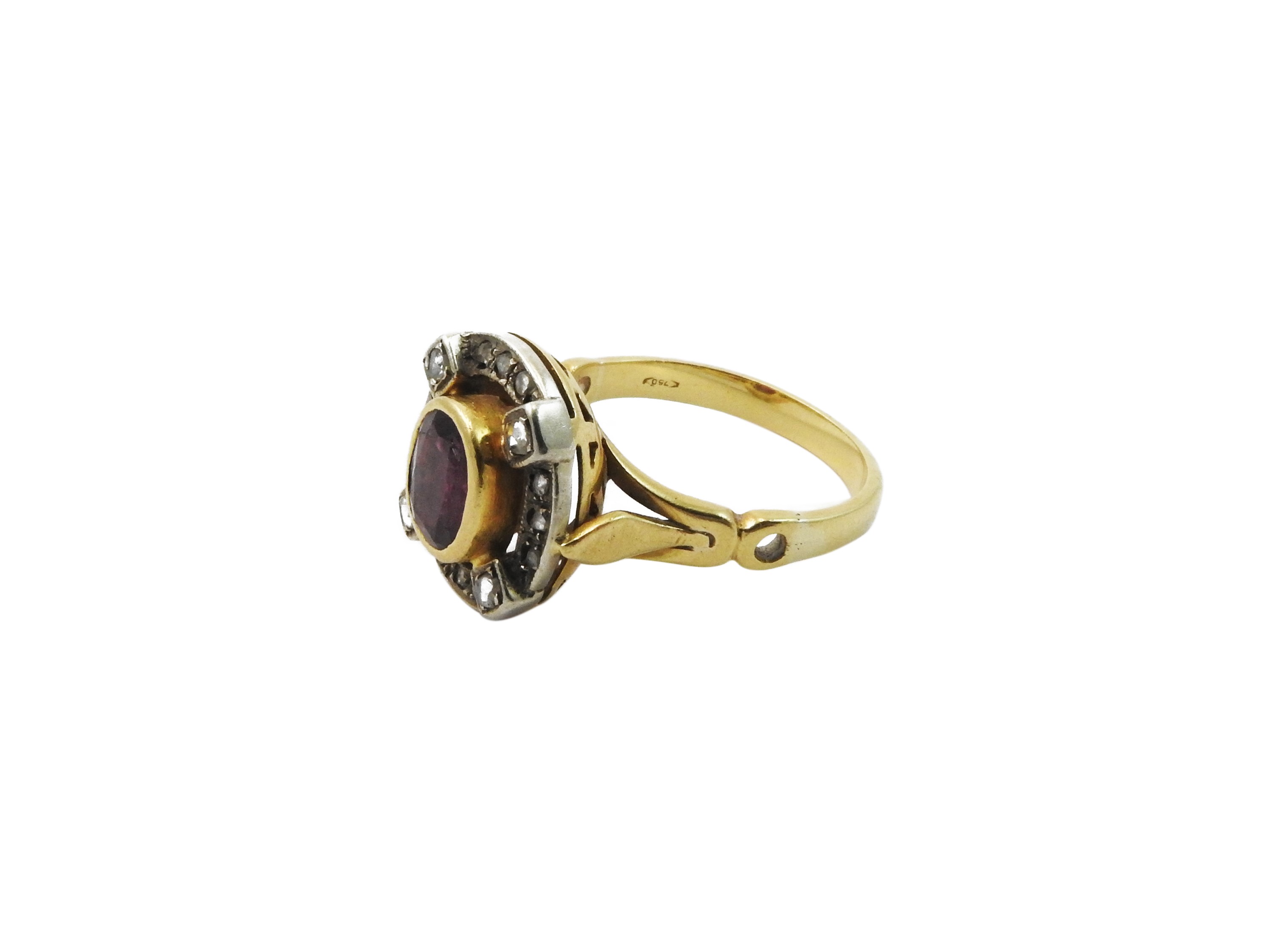 Anello in Oro Giallo ed Argento con Diamanti e Rubino