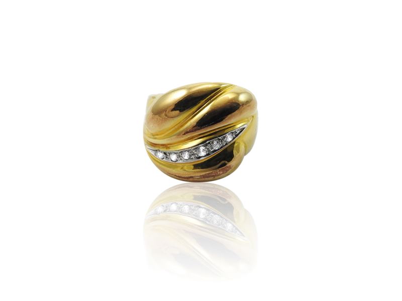 Anello a Fascia in Oro Giallo e Bianco con Diamanti