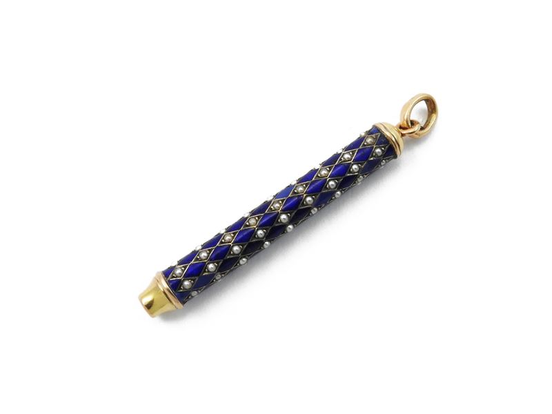Pendente Portamine in Oro Giallo con Smalti Blu e Microperle