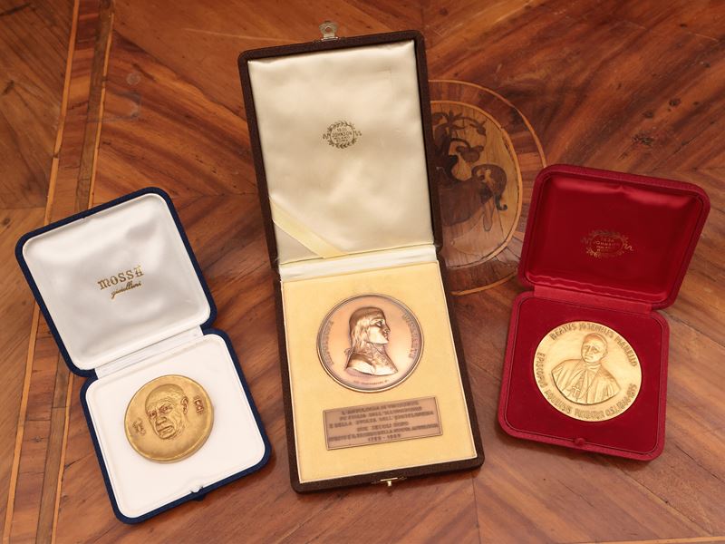 Piccola Raccolta di Medaglie da Collezione