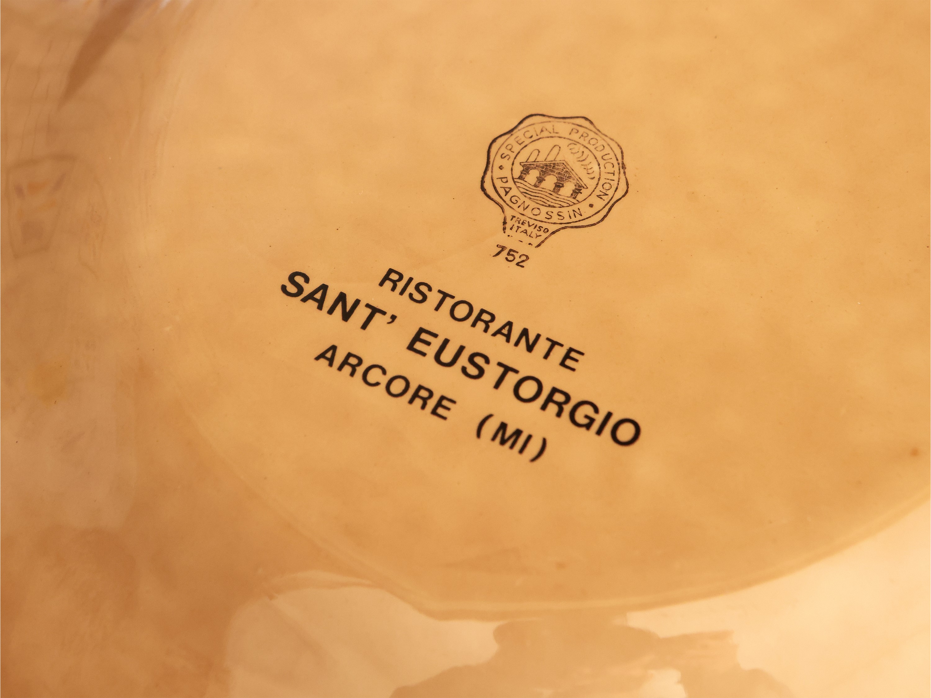 Pietro Annigoni - Serie di Dodici Piatti Decorativi in Ceramica Ocra