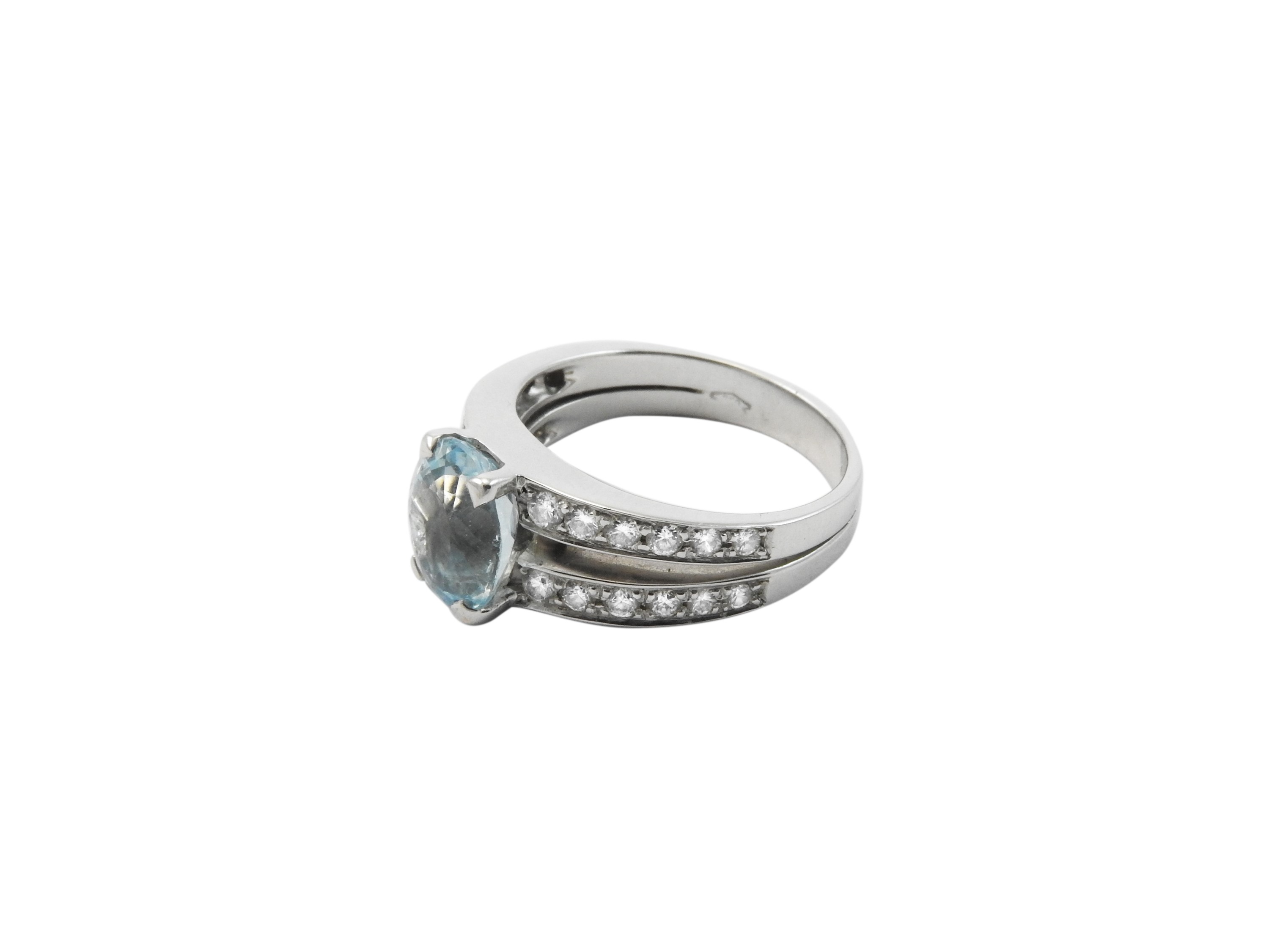 Anello a Fascia in Oro Bianco con Diamanti e Acquamarina