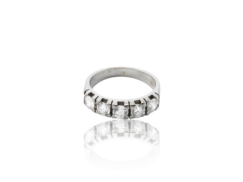Anello Rivière in Oro Bianco con Diamanti
