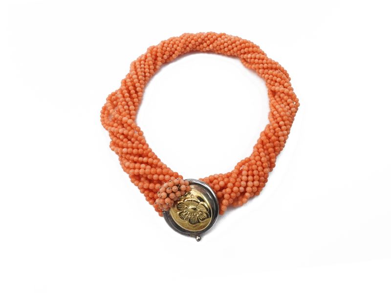 Girocollo Multifilo in Corallo Rosa Arancio con Fermezza in Oro Giallo 585/1000 e Argento