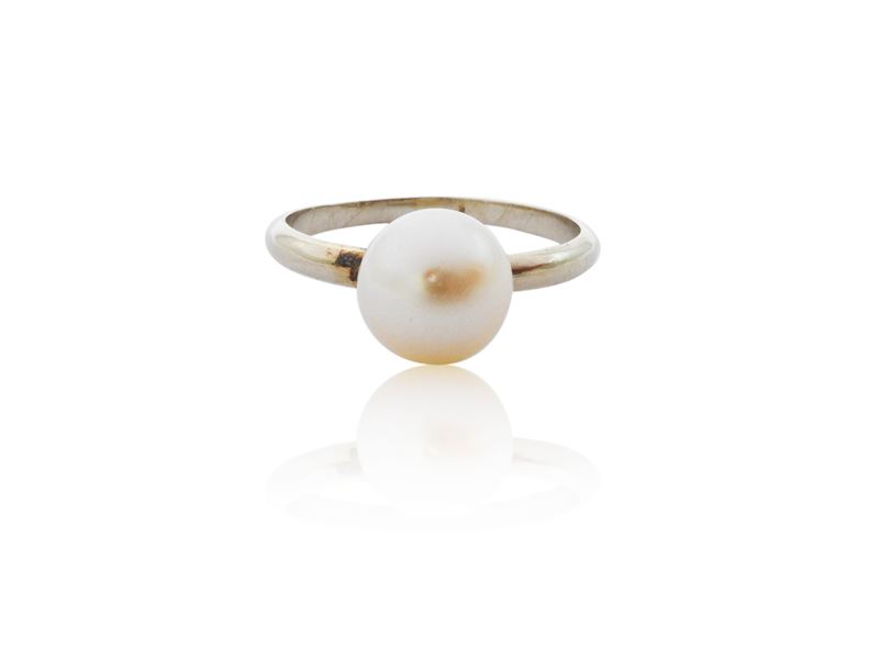 Anello Solitario in Oro Bianco con Perla