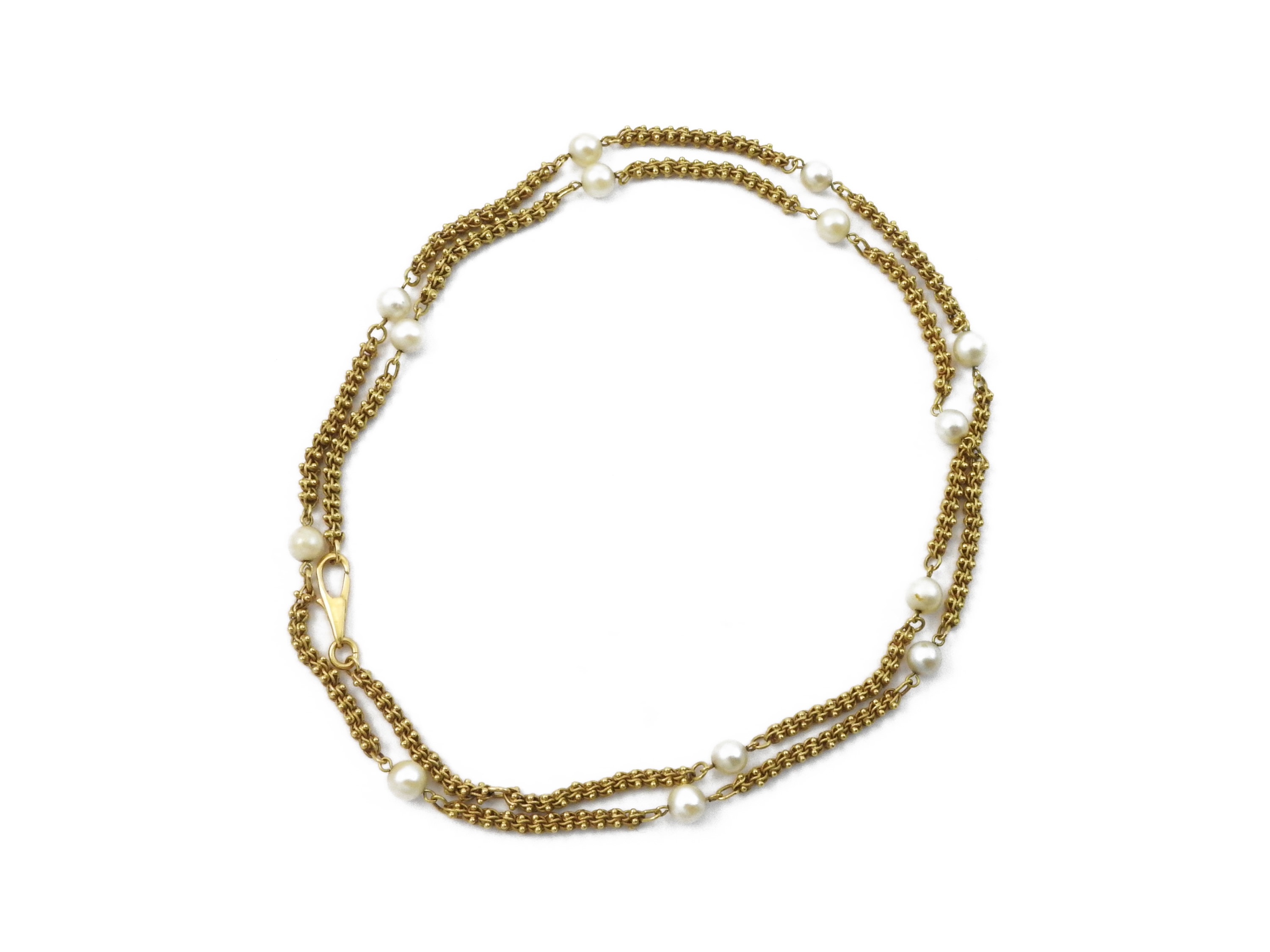 Collana in oro giallo e perle coltivate