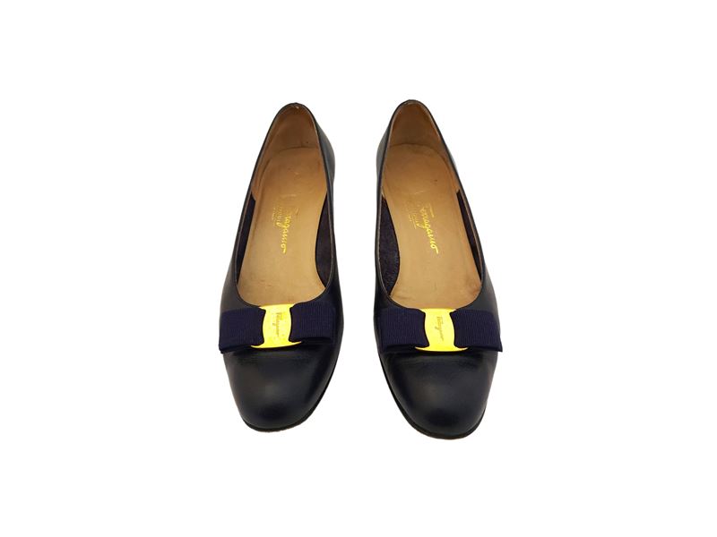 Salvatore Ferragamo, Décolleté in Pelle Viola