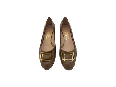 Salvatore Ferragamo, Décolleté Color Tortora con Fibbia