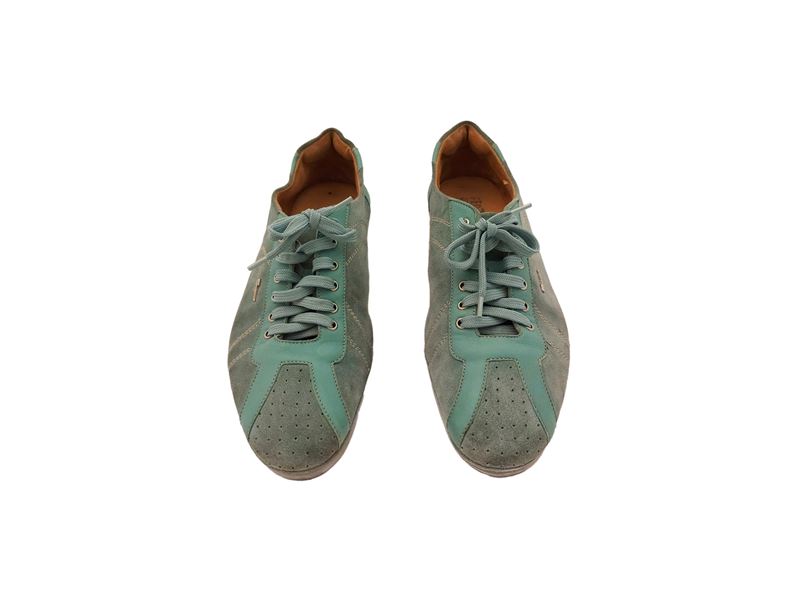 Salvatore Ferragamo, Sneaker in Suede Celeste