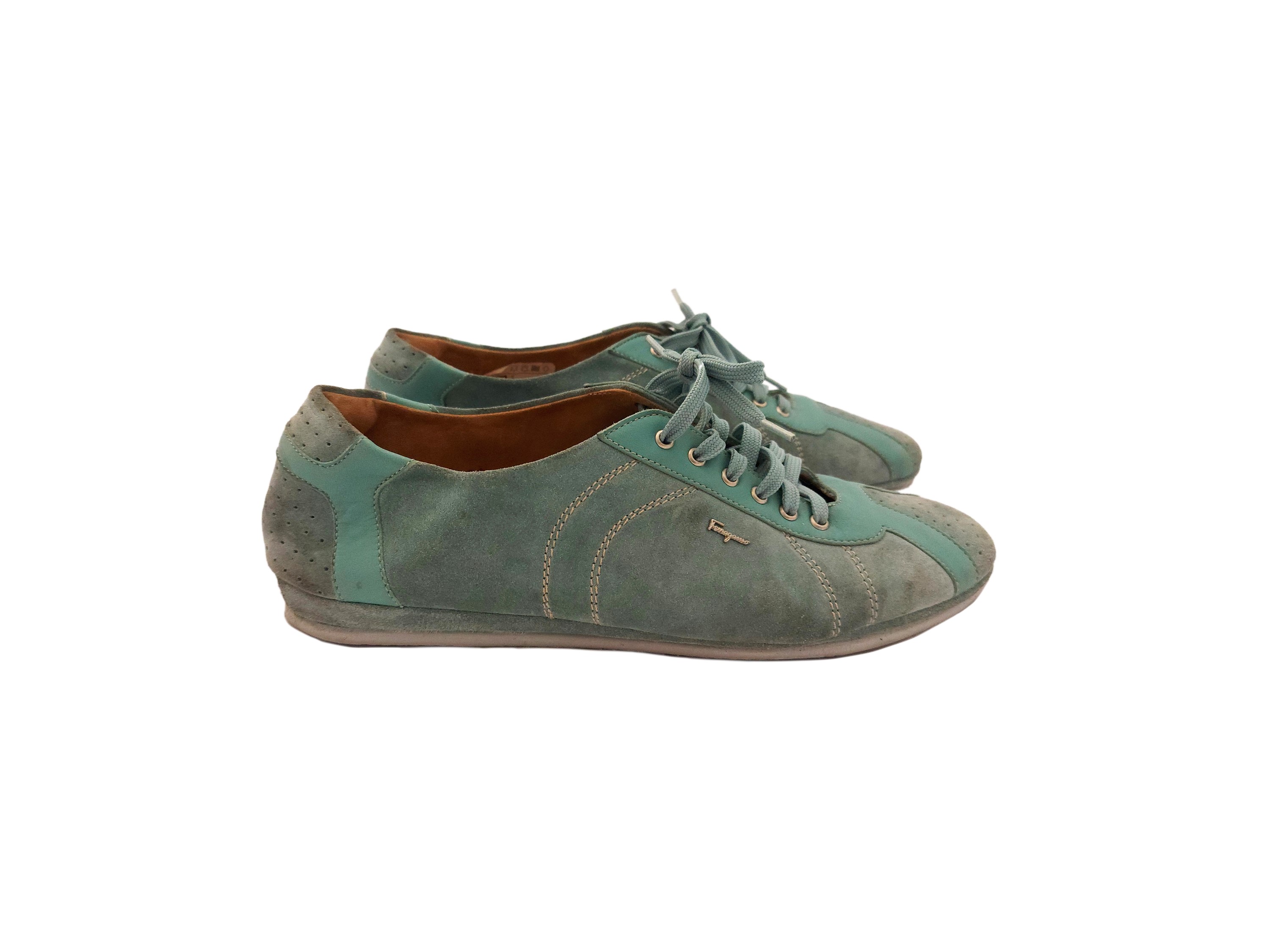 Salvatore Ferragamo, Sneaker in Suede Celeste