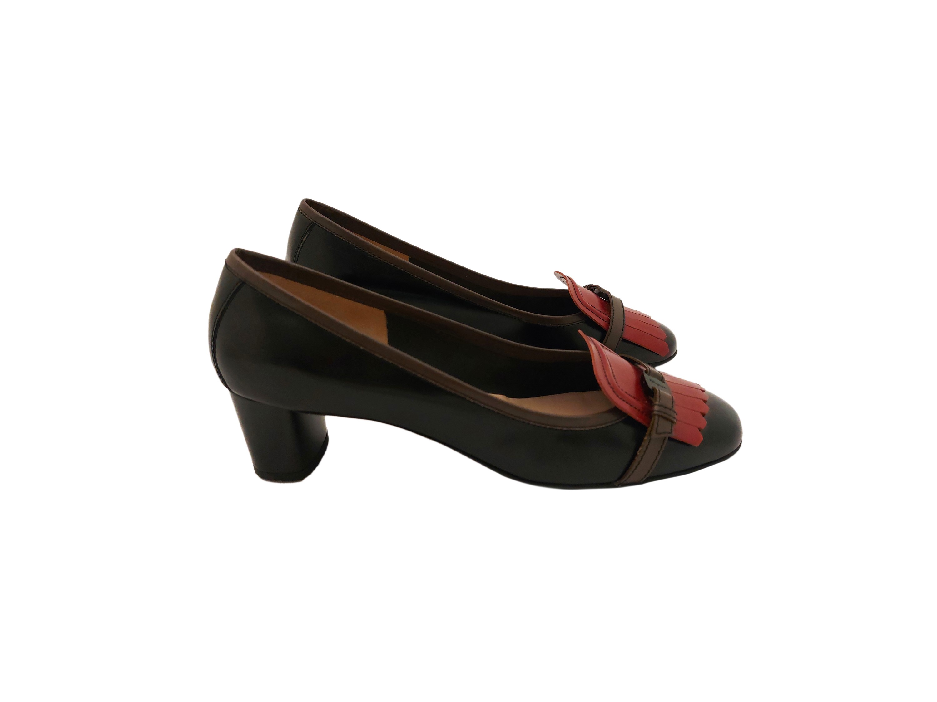 Salvatore Ferragamo, Mocassini in Pelle Nera con Frangia Rossa