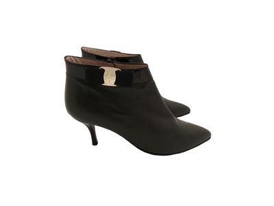 Salvatore Ferragamo, Stivaletti in Pelle Nera