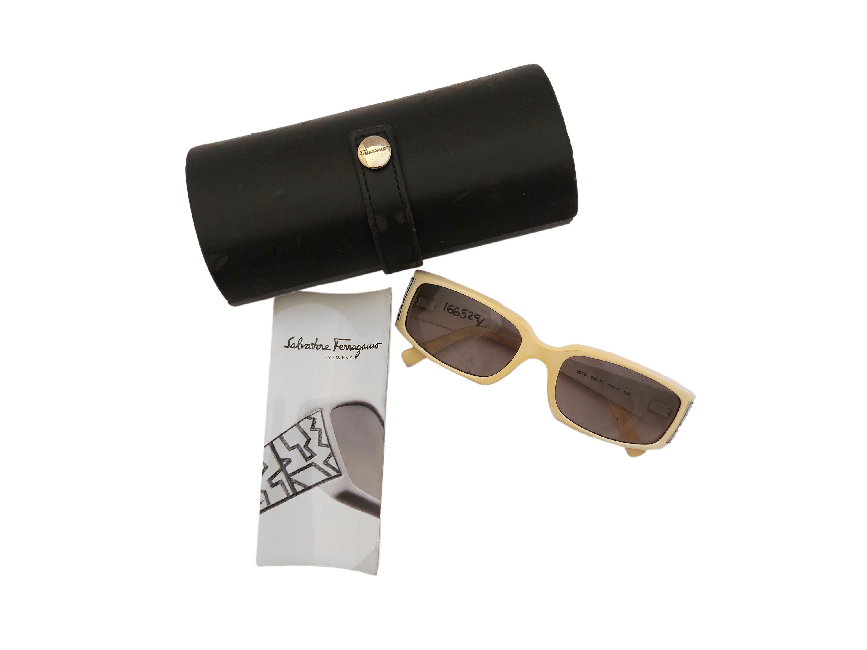 Salvatore Ferragamo, Tre paia di occhiali da sole