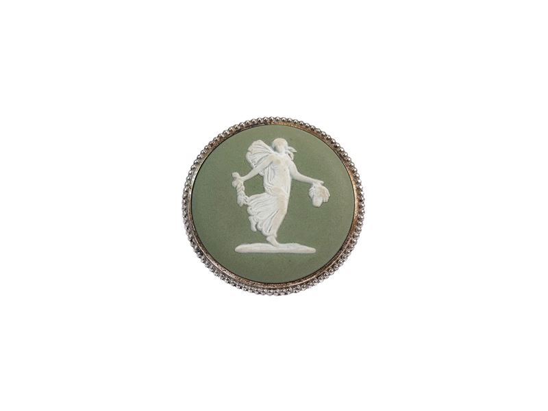 Spilla in argento con placca in ceramica Wedgwood verde