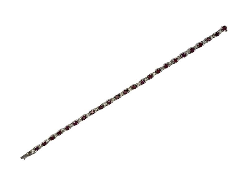 Bracciale Tennis in Oro Bianco con Rubini ed Imitazioni di Diamante
