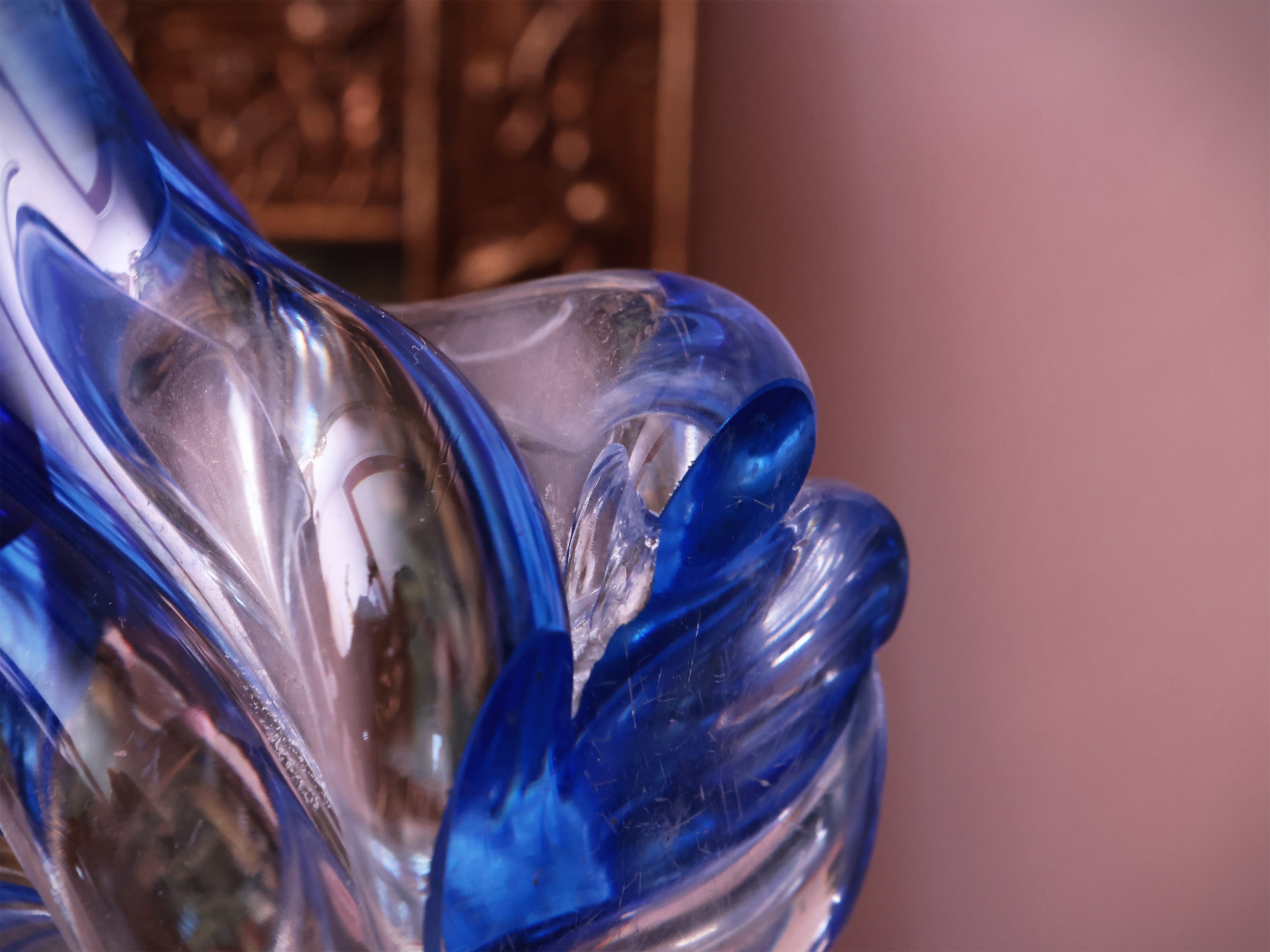 Vaso a Tulipano in Vetro Soffiato