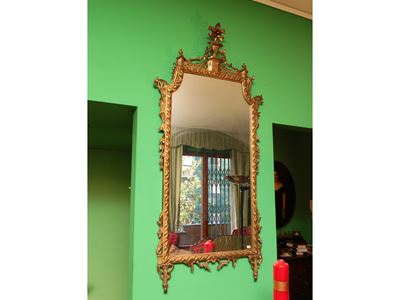 Specchiera neoclassica, cornice in legno intagliato e dorato