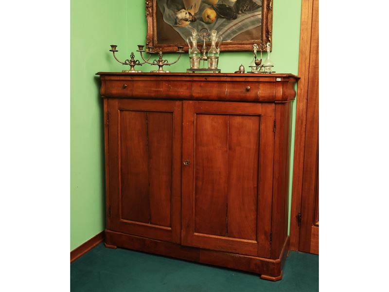 Credenza in ciliegio, metà del XIX secolo