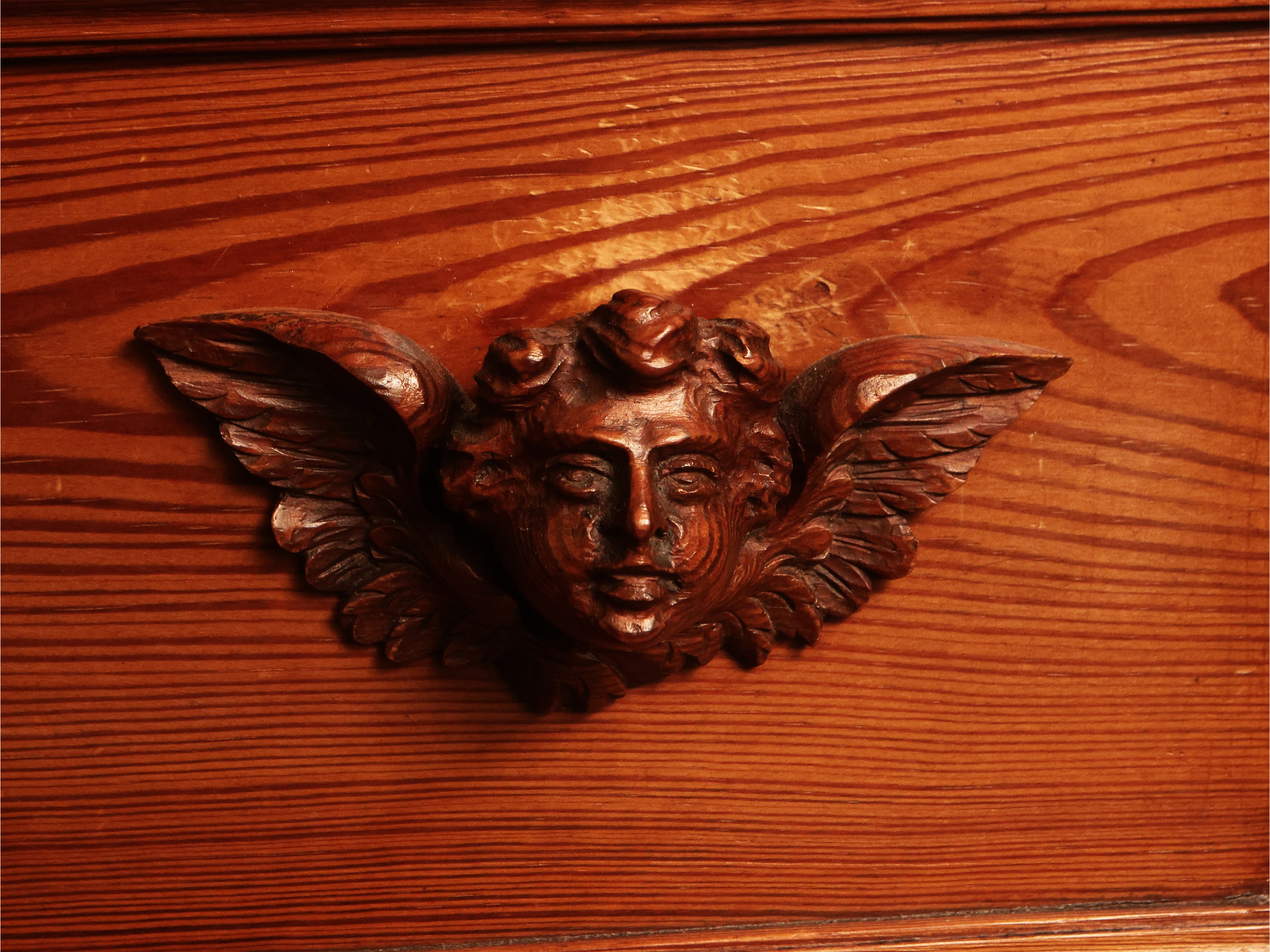 Armadio in Legno Tenero