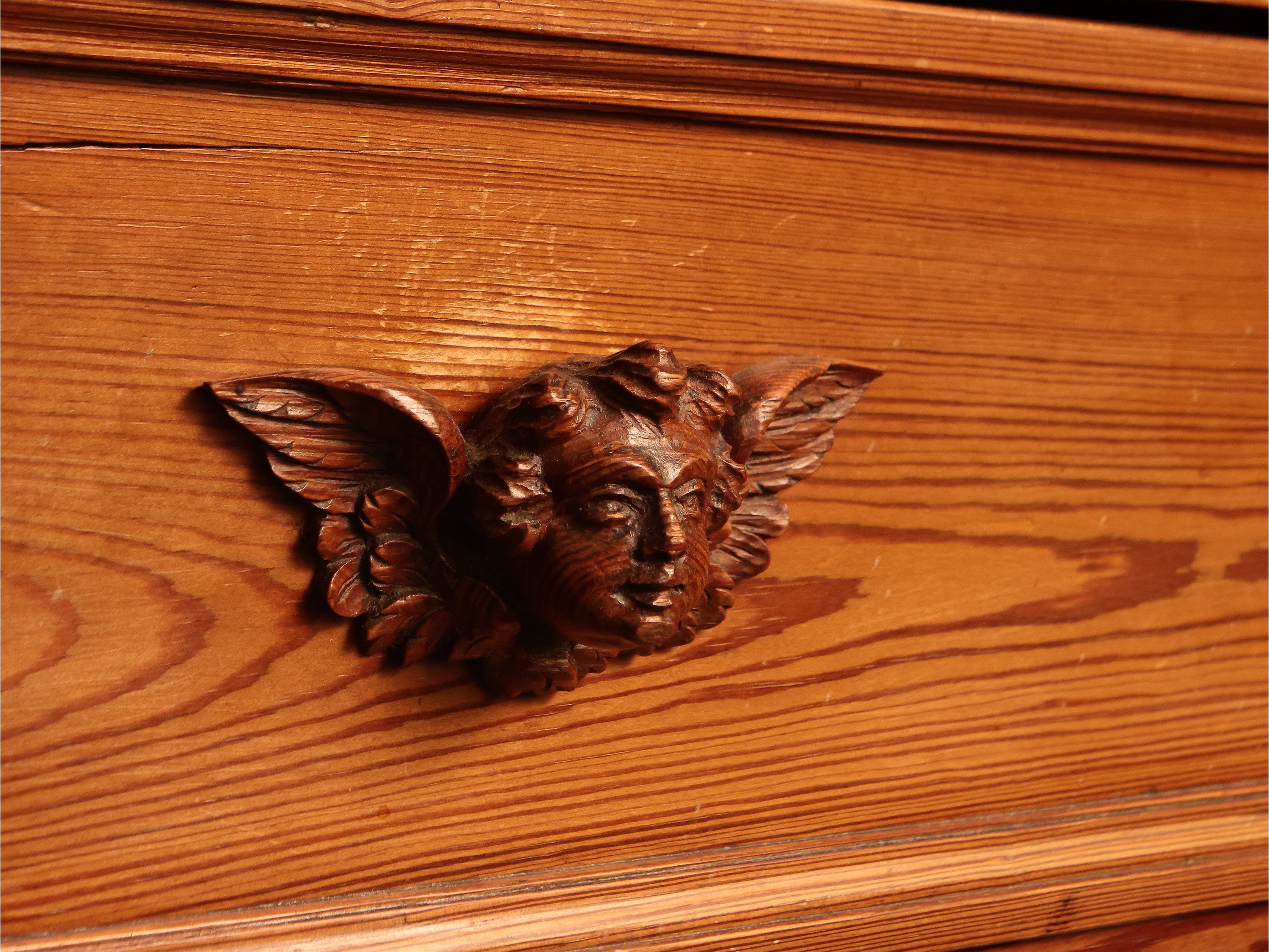 Armadio in Legno Tenero