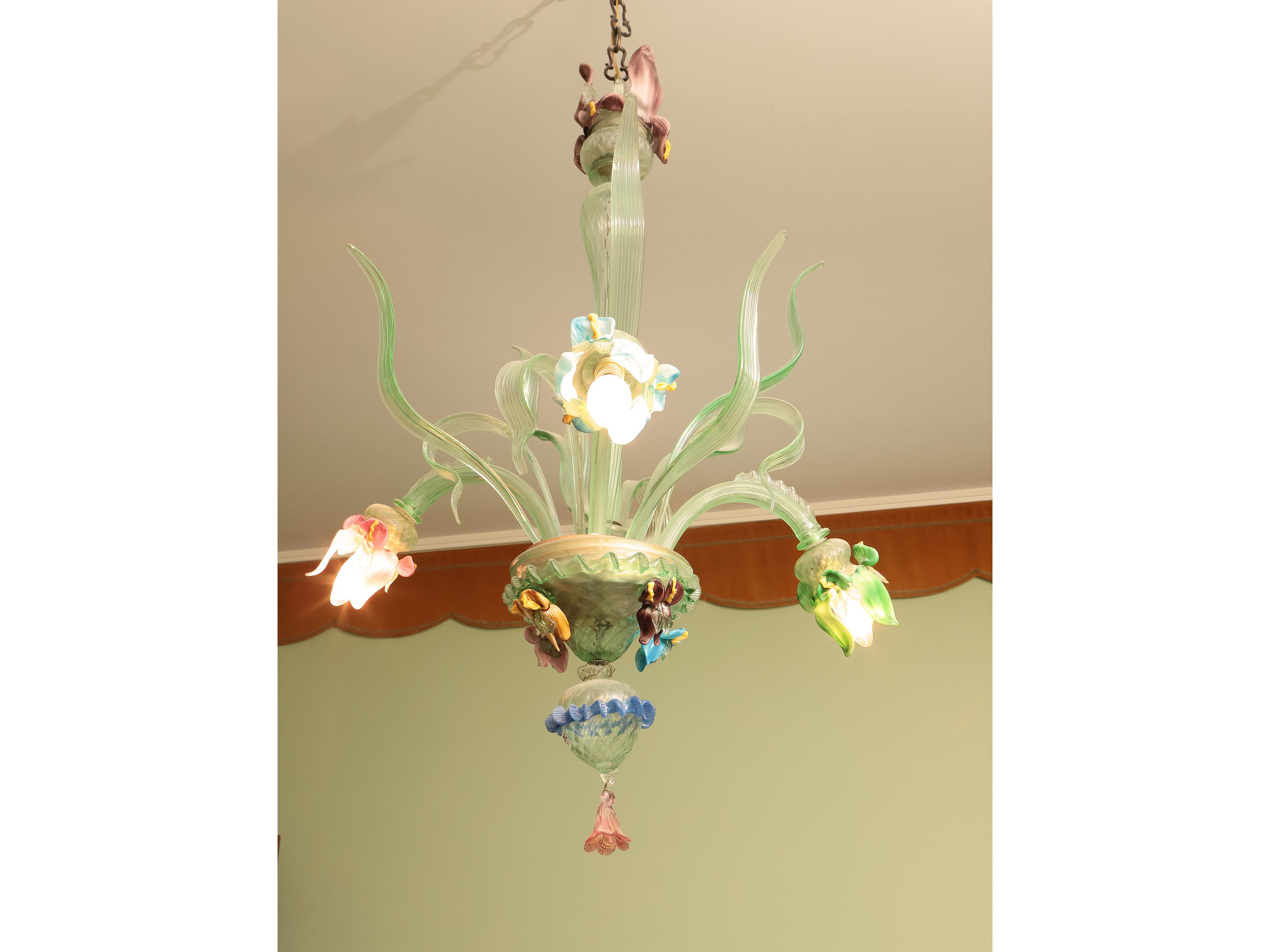 Lampadario in vetro policromo di Murano