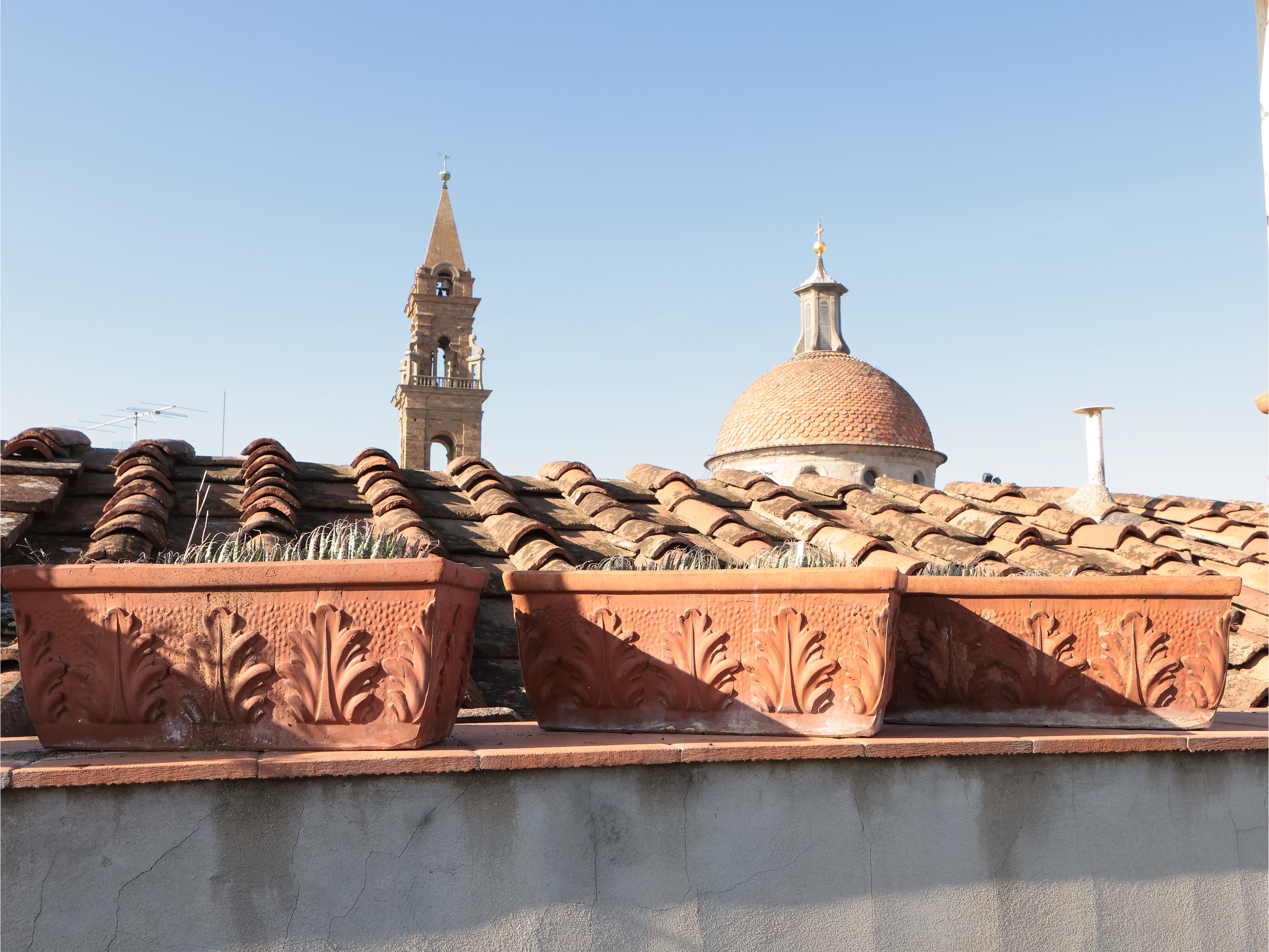 Assortimento di Vasi a Cassetta in Terracotta
