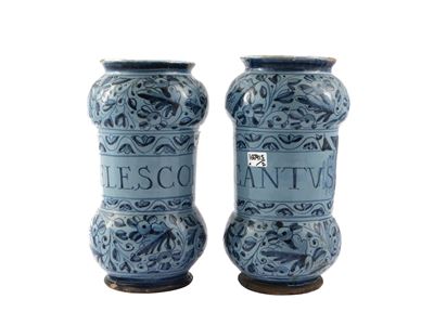 Coppia di albarelli da farmacia, maiolica, Liguria, fine XVIII - inizio XIX secolo