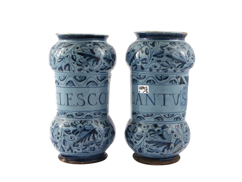 Coppia di albarelli da farmacia, maiolica, Liguria, fine XVIII - inizio XIX secolo