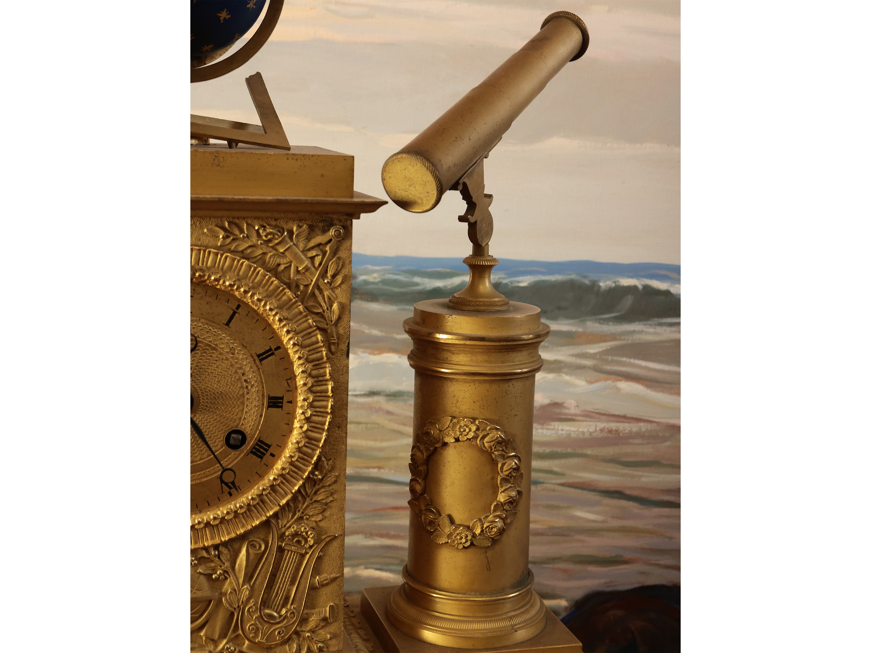 Orologio da camino in bronzo dorato, Francia, prima metà del XIX secolo