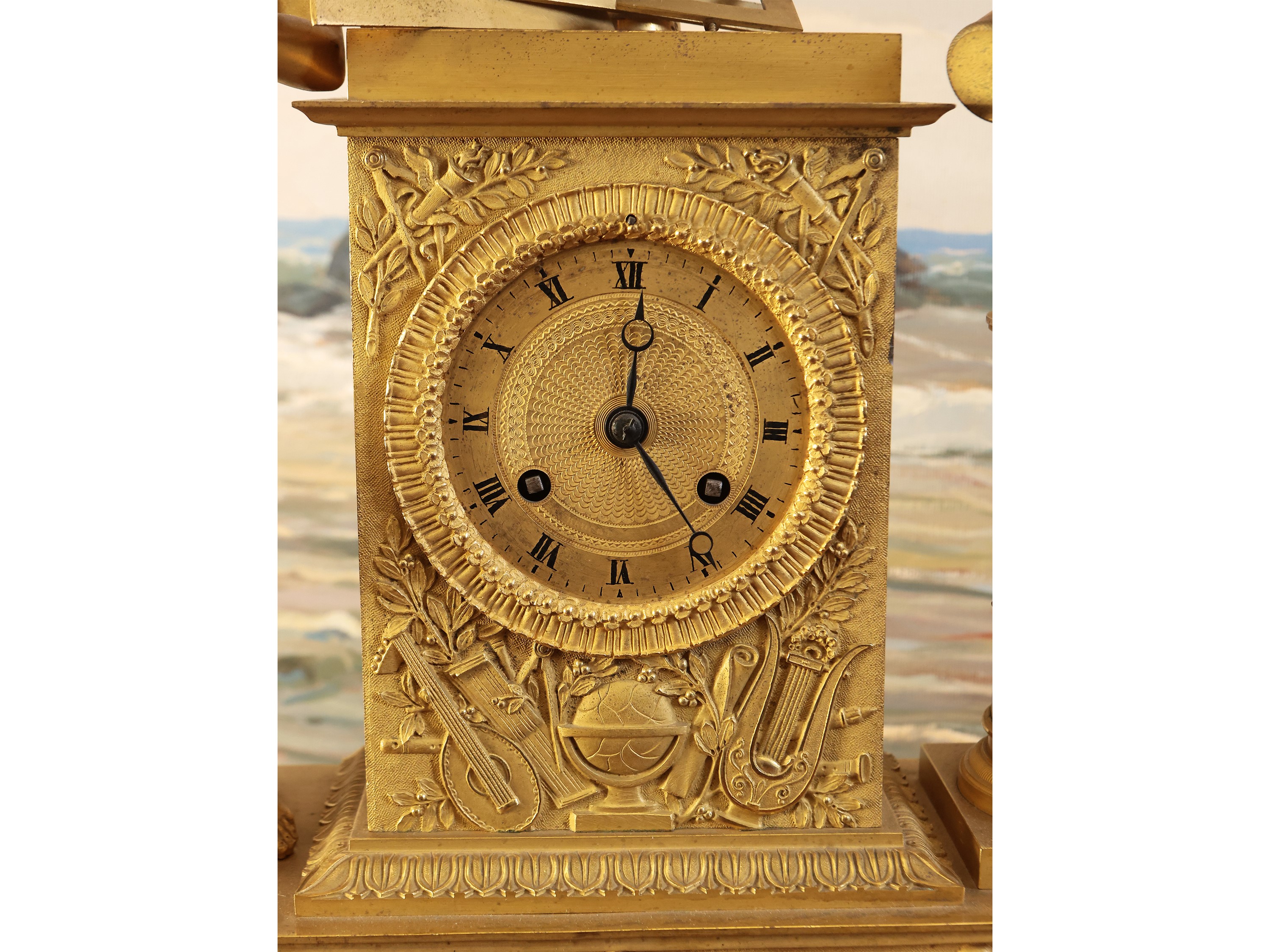 Orologio da camino in bronzo dorato, Francia, prima metà del XIX secolo
