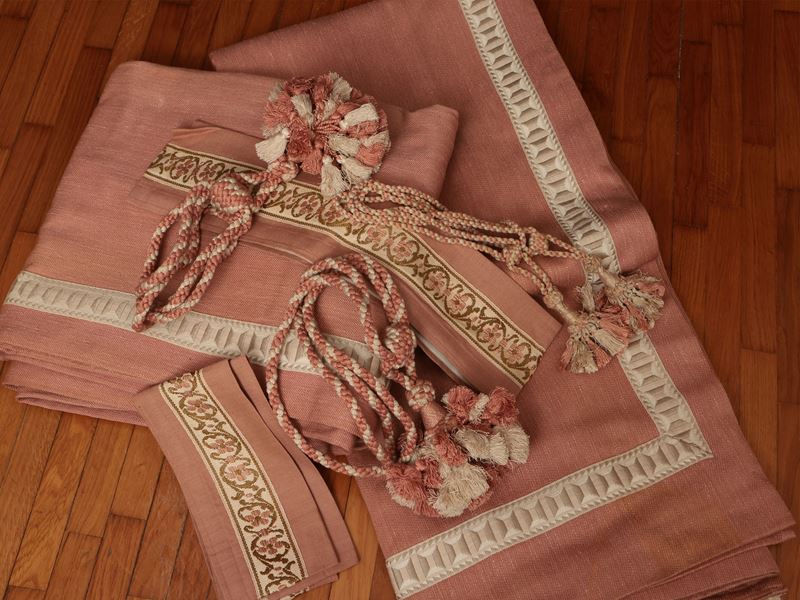 Coppia di Tende in Filaticcio Rosa