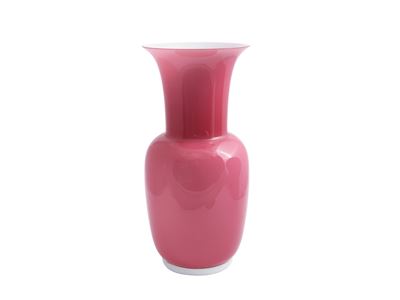 Vaso Venini, in vetro incamiciato rosa e lattimo, Murano, 1994