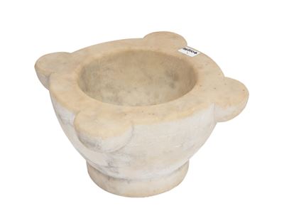 Mortaio in marmo, bordo lobato, h 12 cm, diam 23 cm